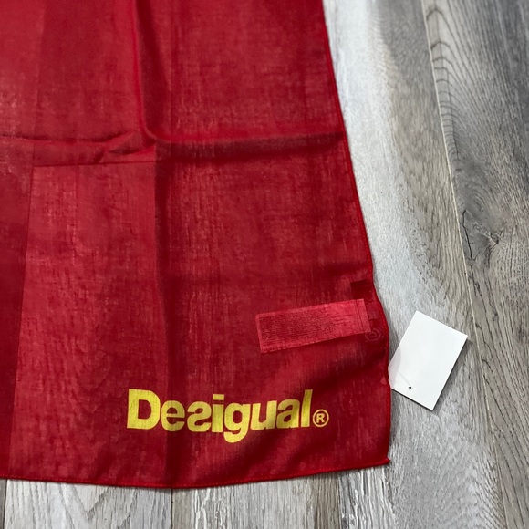 Desigual Women’s Spanish Red Floral Square Scarf - Size 48” x 48” - Picture 4 of 7